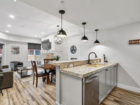 Tiny photo for 3720 N SUNDIAL CT #C105, Park City, UT 84098 (MLS # 2133271)