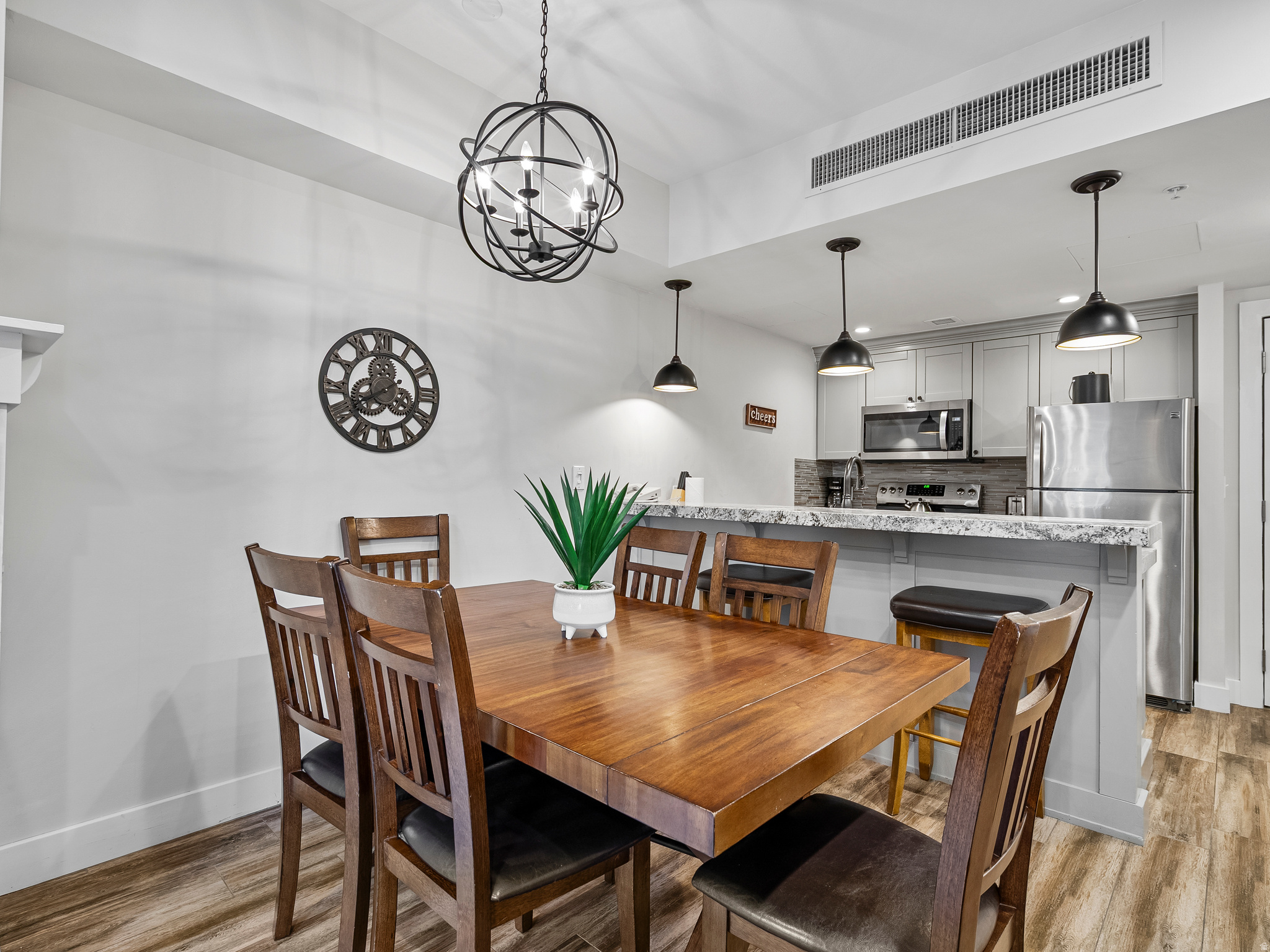 SUNDIAL LODGE - Residential