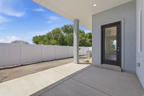 Tiny photo for 567 N LEGEND WAY #470, Mapleton, UT 84664 (MLS # 2173697)