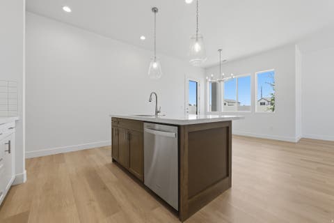 Tiny photo for 567 N LEGEND WAY #470, Mapleton, UT 84664 (MLS # 2173697)