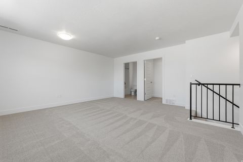 Tiny photo for 567 N LEGEND WAY #470, Mapleton, UT 84664 (MLS # 2173697)