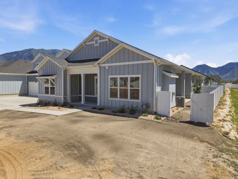 Tiny photo for 567 N LEGEND WAY #470, Mapleton, UT 84664 (MLS # 2173697)