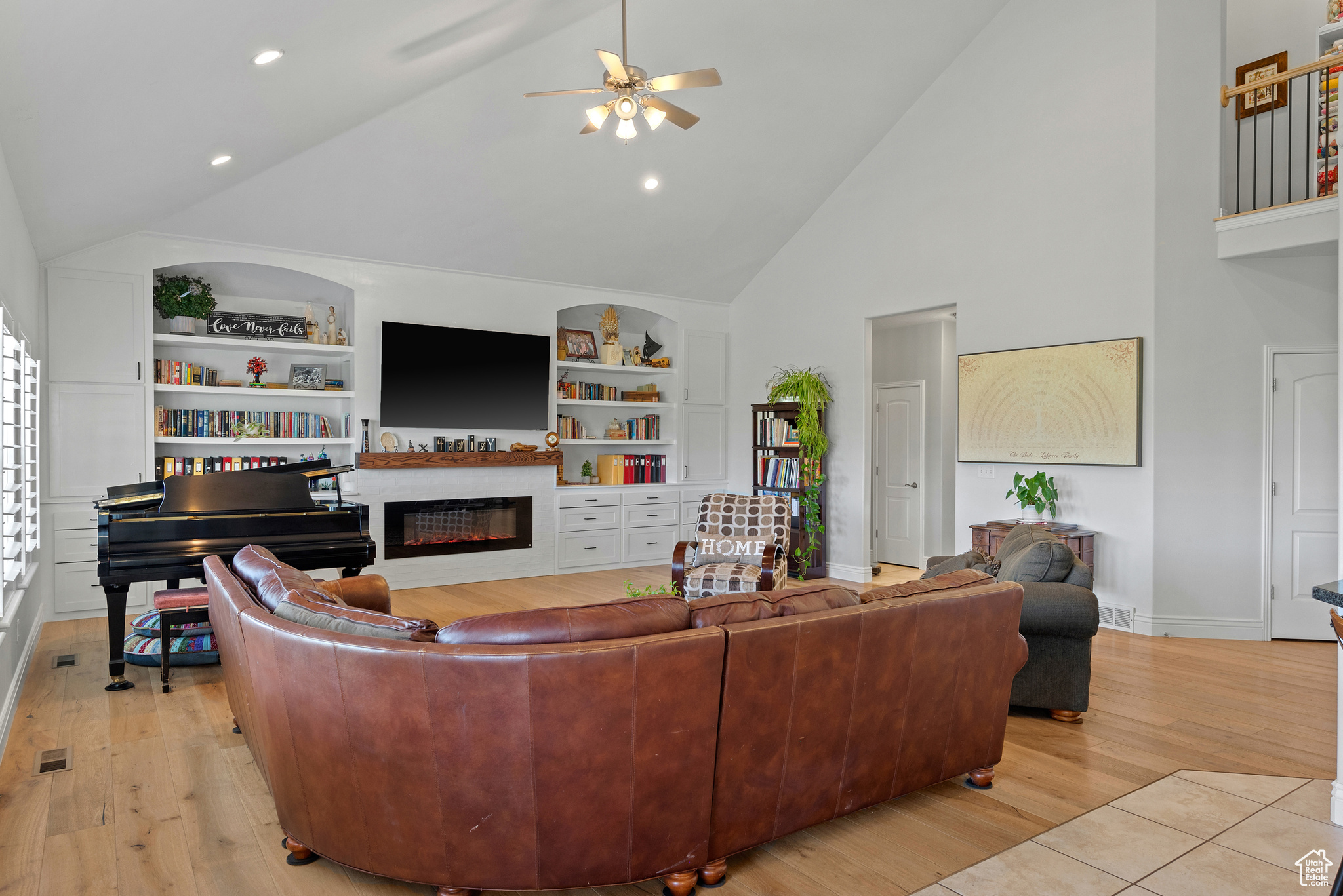 OLDHAM ACRES - Residential