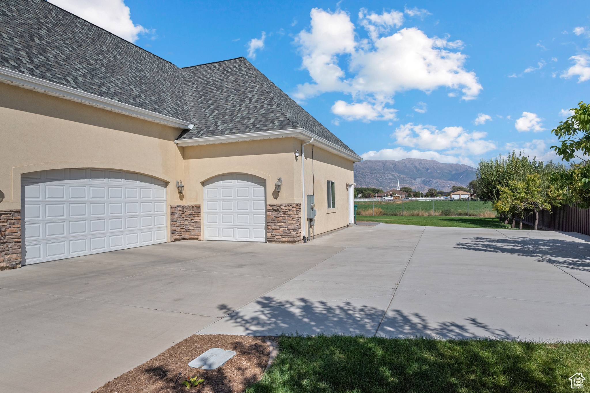 OLDHAM ACRES - Residential