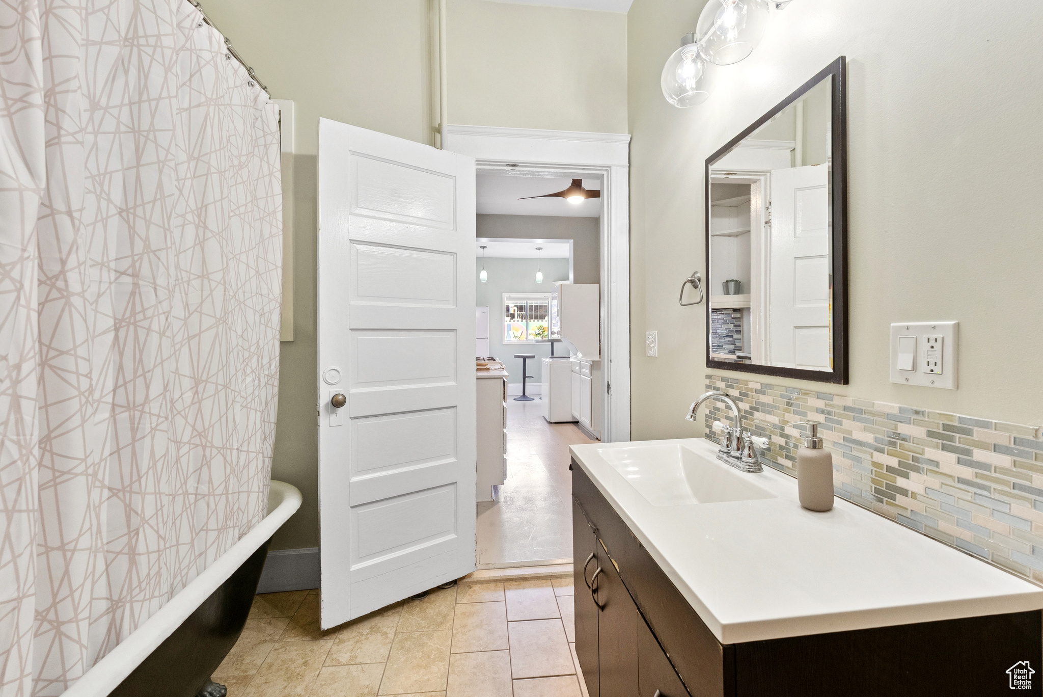 SAMPSON ALTADENA CONDOMINIUM - Residential