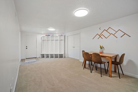 Tiny photo for 4426 S 3035 E, Holladay, UT 84124 (MLS # 2126789)