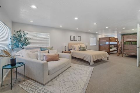 Tiny photo for 4426 S 3035 E, Holladay, UT 84124 (MLS # 2126789)