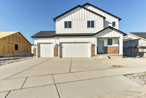 Photo of 3661 N COLUMBINE WAY, Eagle Mountain, UT 84005 (MLS # 2119158) Photo of 3661 N COLUMBINE WAY, Eagle Mountain, UT 84005 (MLS # 2119158)