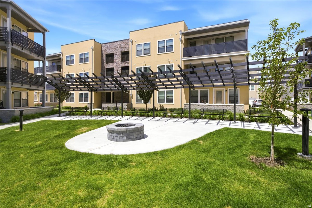 JORDAN HEIGHTS AT 78 - Residential