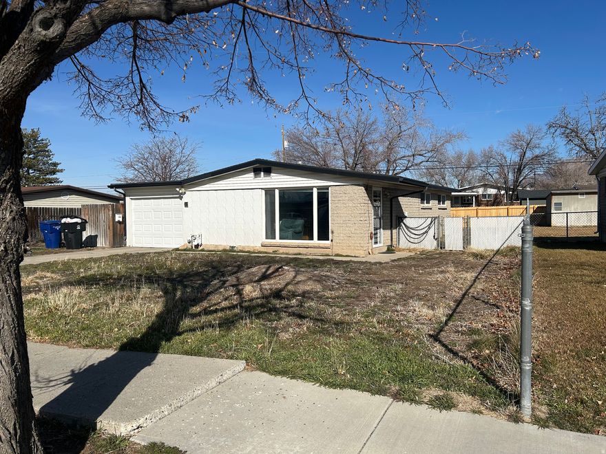 Incredible opportunity for first time Buyer or Investor all brick rambler located in one of the nations strongest real estate markets. Home has been loved, needs a little lite TLC. Newer water heater, Interior galvanized plumbing has been replaced. South facing lot and a huge yard.