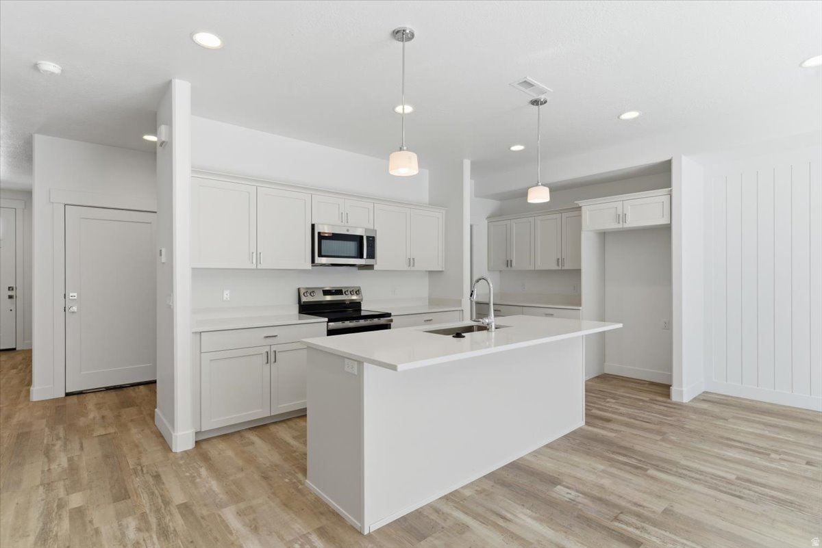 RC'S PARKWEST - Residential