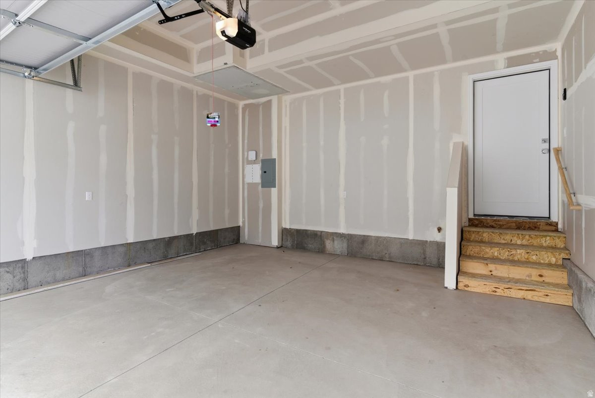 RC'S PARKWEST - Residential