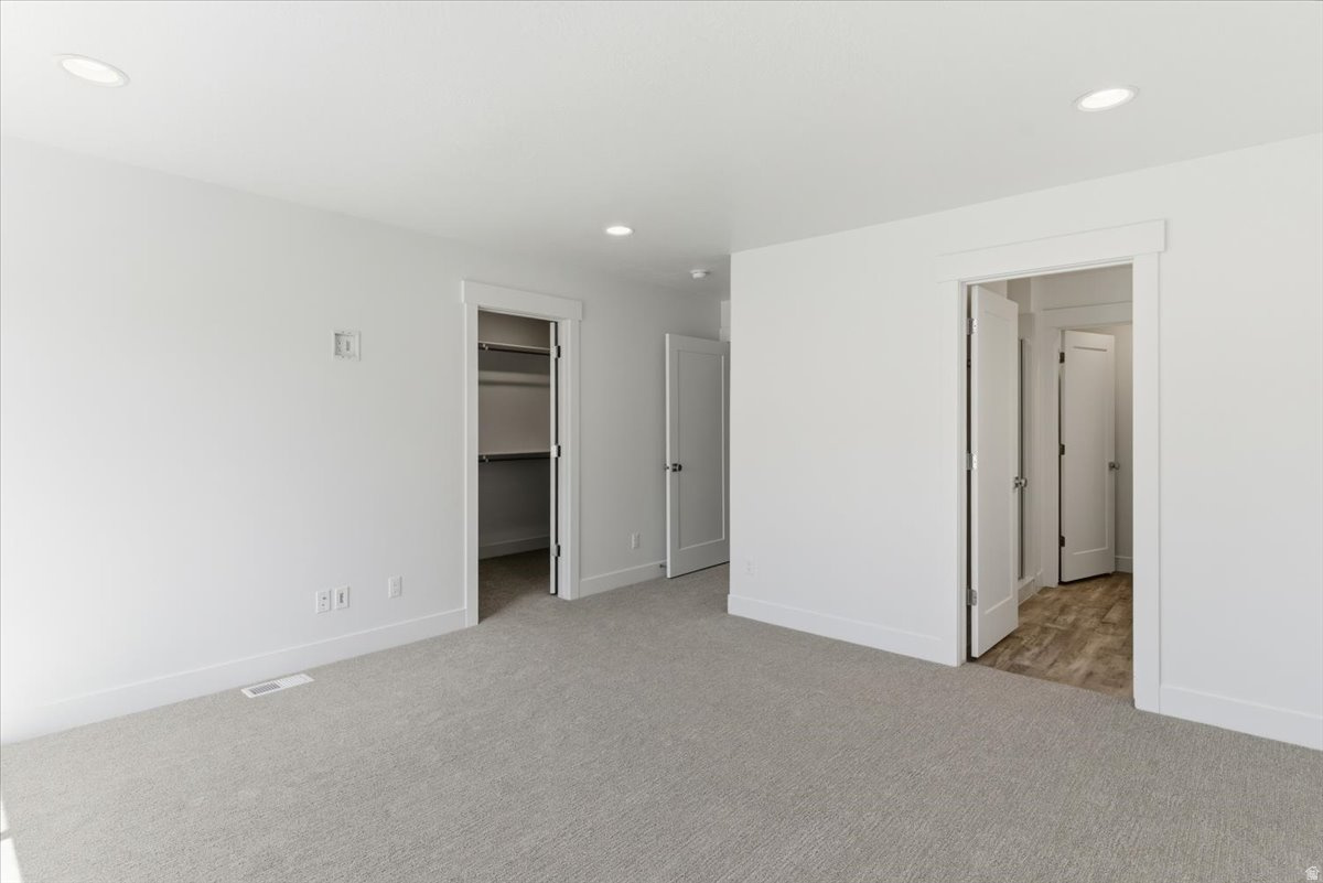 RC'S PARKWEST - Residential