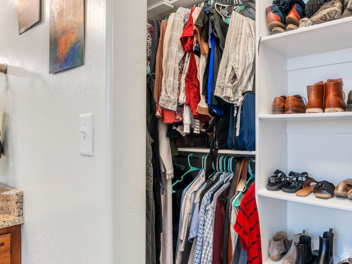 Pleasant Grove, Utah 84062, United States, 4 Bedrooms Bedrooms, ,4 BathroomsBathrooms,Residential,Active,164948