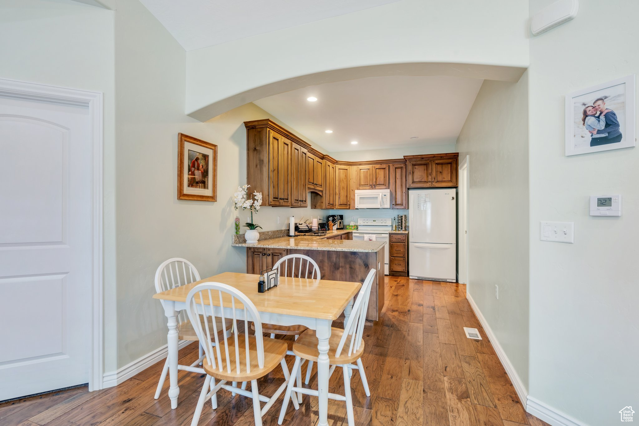 Pleasant Grove, Utah 84062, United States, 4 Bedrooms Bedrooms, ,4 BathroomsBathrooms,Residential,Active,164948