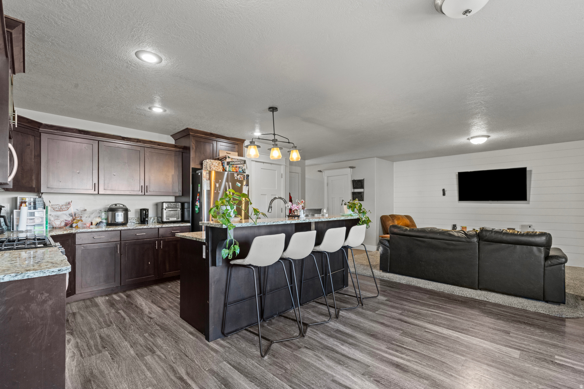 GREEN MEADOW VILLAS - Residential