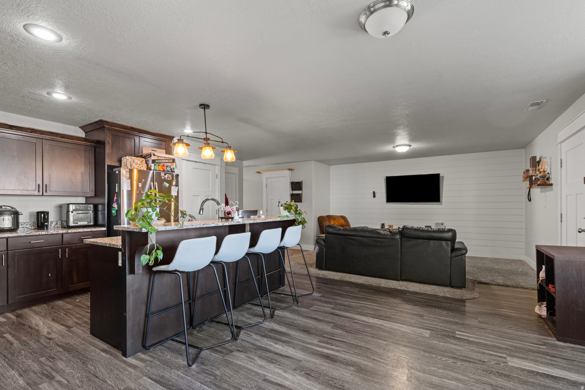 GREEN MEADOW VILLAS - Residential