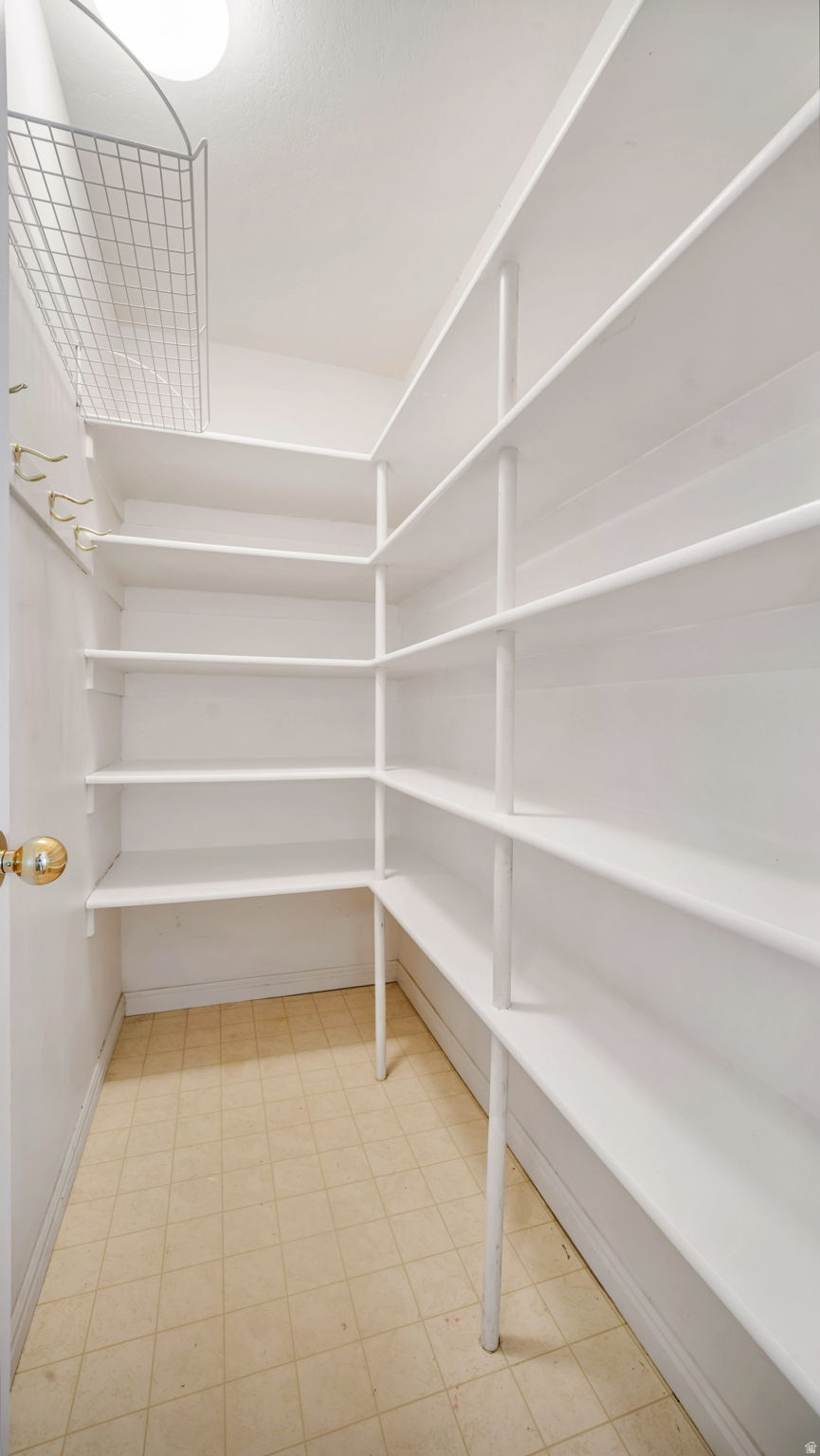 HEATHERBROOK - Residential