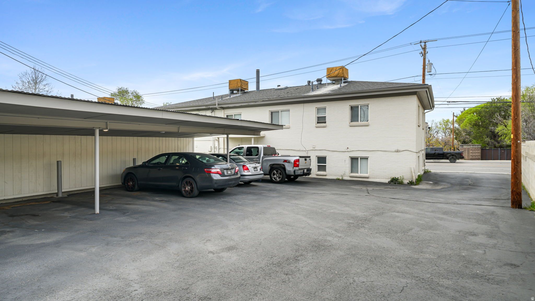 HIGHLAND - Residential Income