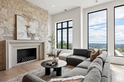 Tiny photo for 3726 N DEVONSHIRE DR, Provo, UT 84604 (MLS # 2173870)