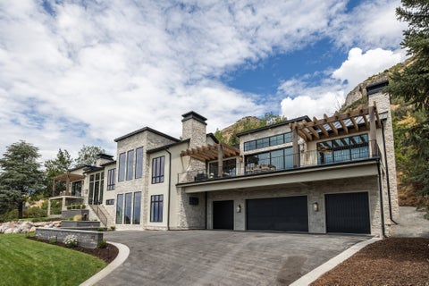 Tiny photo for 3726 N DEVONSHIRE DR, Provo, UT 84604 (MLS # 2173870)