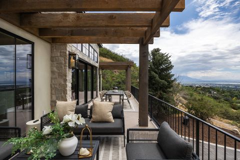 Tiny photo for 3726 N DEVONSHIRE DR, Provo, UT 84604 (MLS # 2173870)