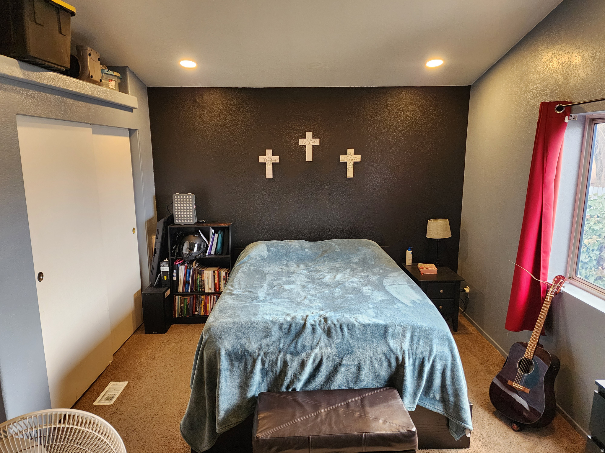 COUNTRY CLUB ESTATES - Residential