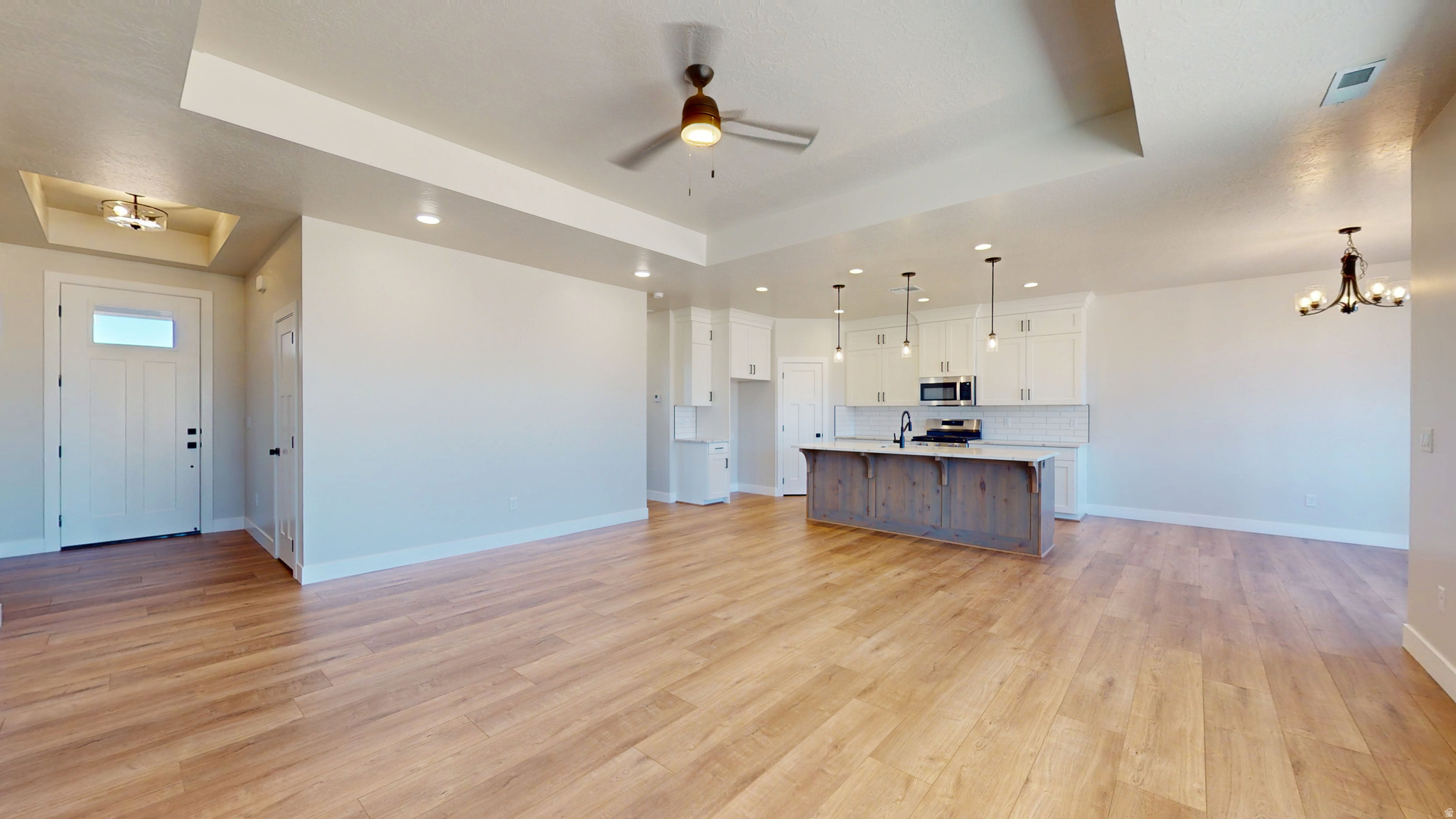 RANCHO BONITA - Residential