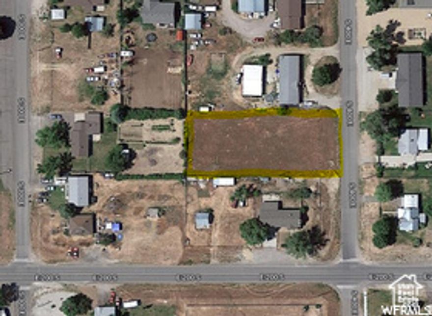.52 Acre Mt Pleasant residential building lot. Quiet neighborhood and close to schools and shopping. Be or bring your own builder. Fenced and surveyed.