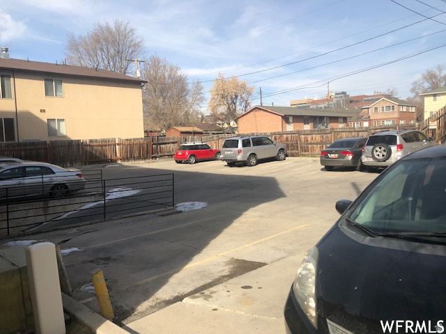 HAMPSTEAD - Residential