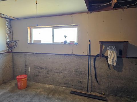 Tiny photo for 160 S CENTER ST, Wellington, UT 84542 (MLS # 2126235)