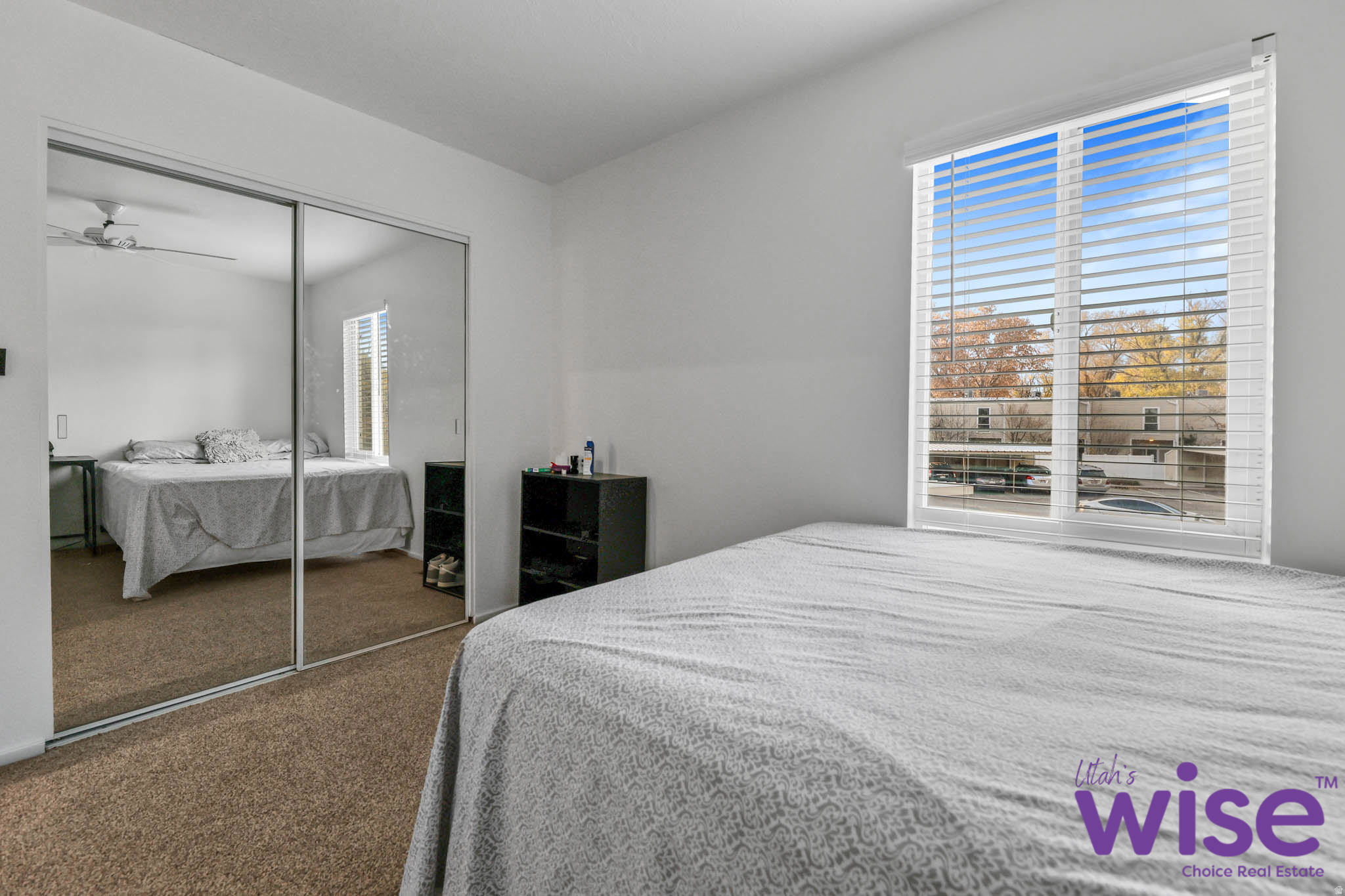 APPLEGATE CONDM - Residential