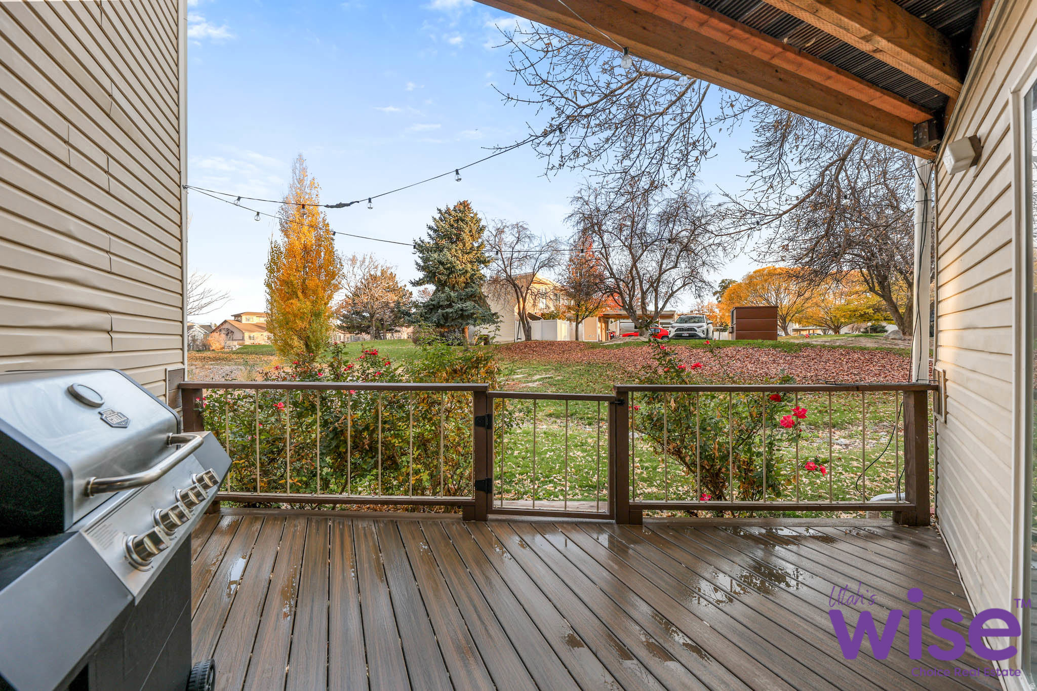 APPLEGATE CONDM - Residential