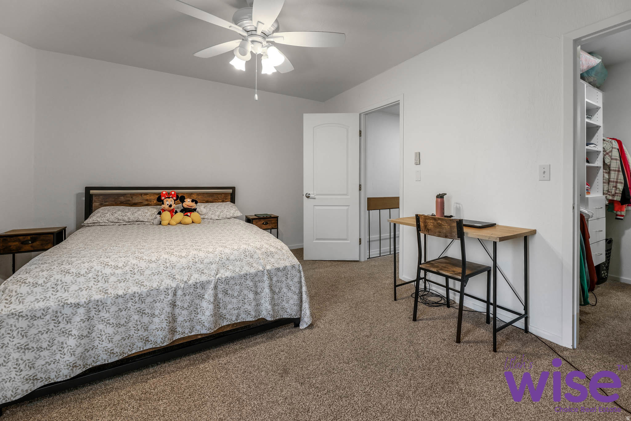 APPLEGATE CONDM - Residential