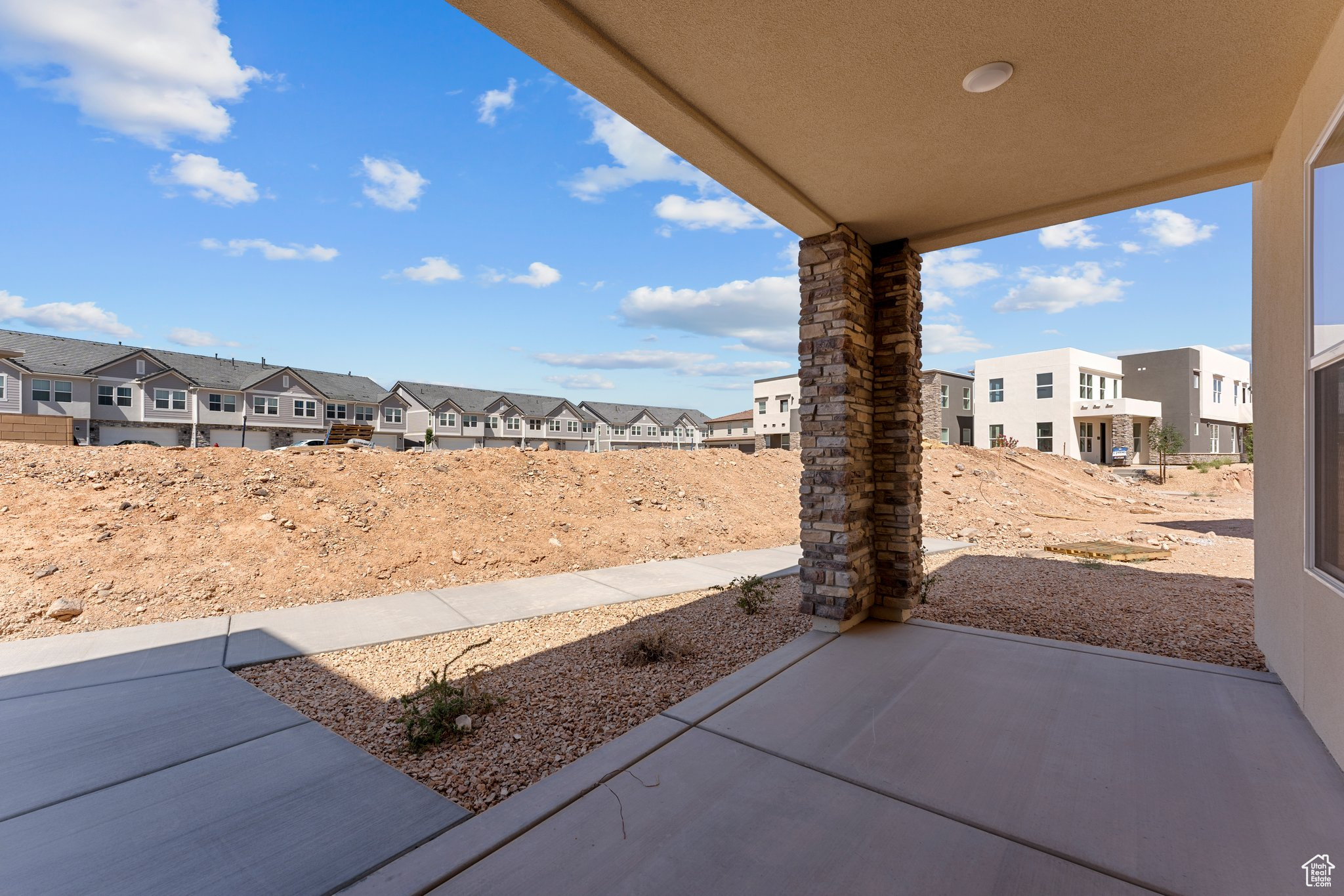DESERT COLOR - Residential
