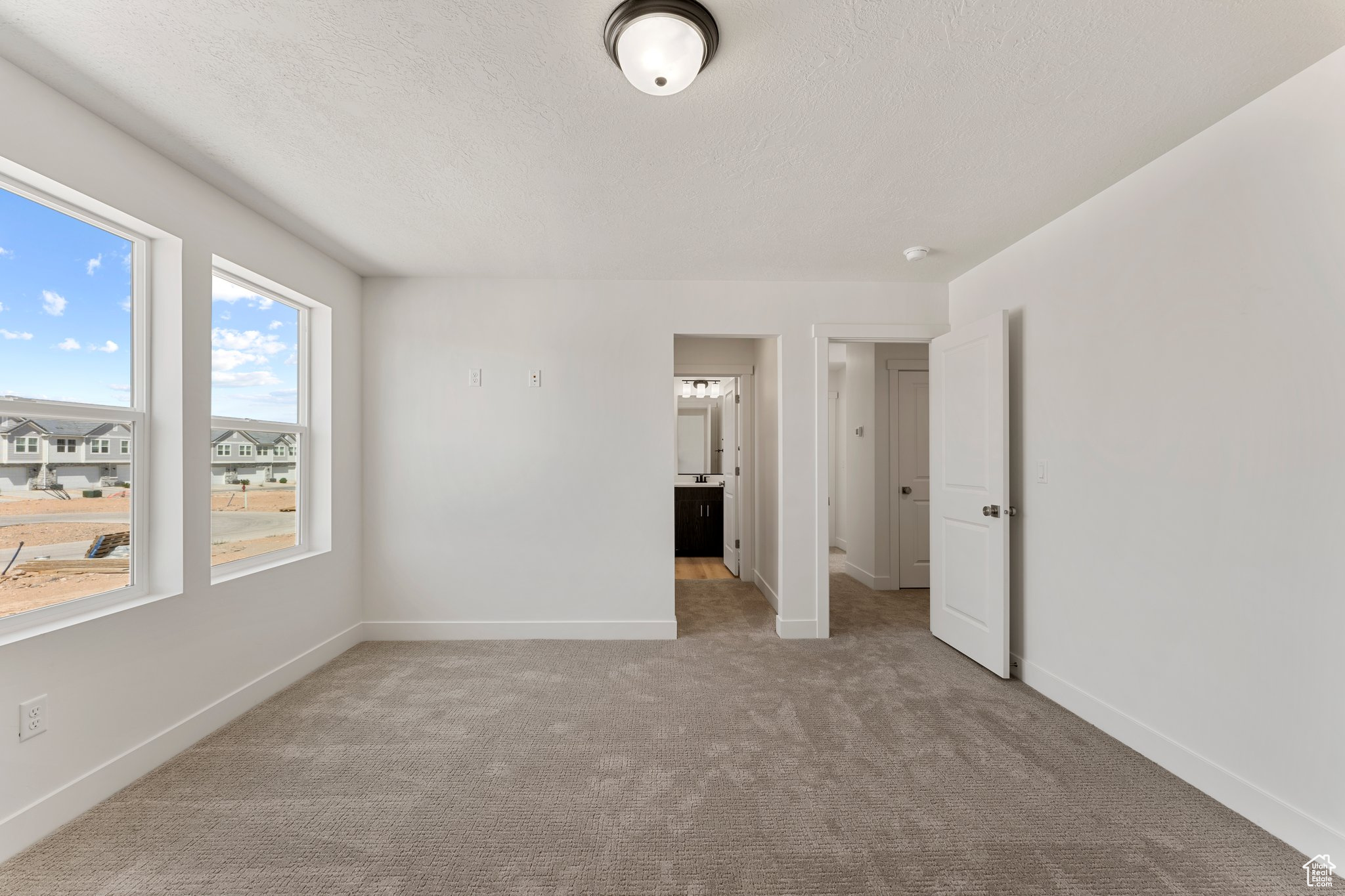 DESERT COLOR - Residential