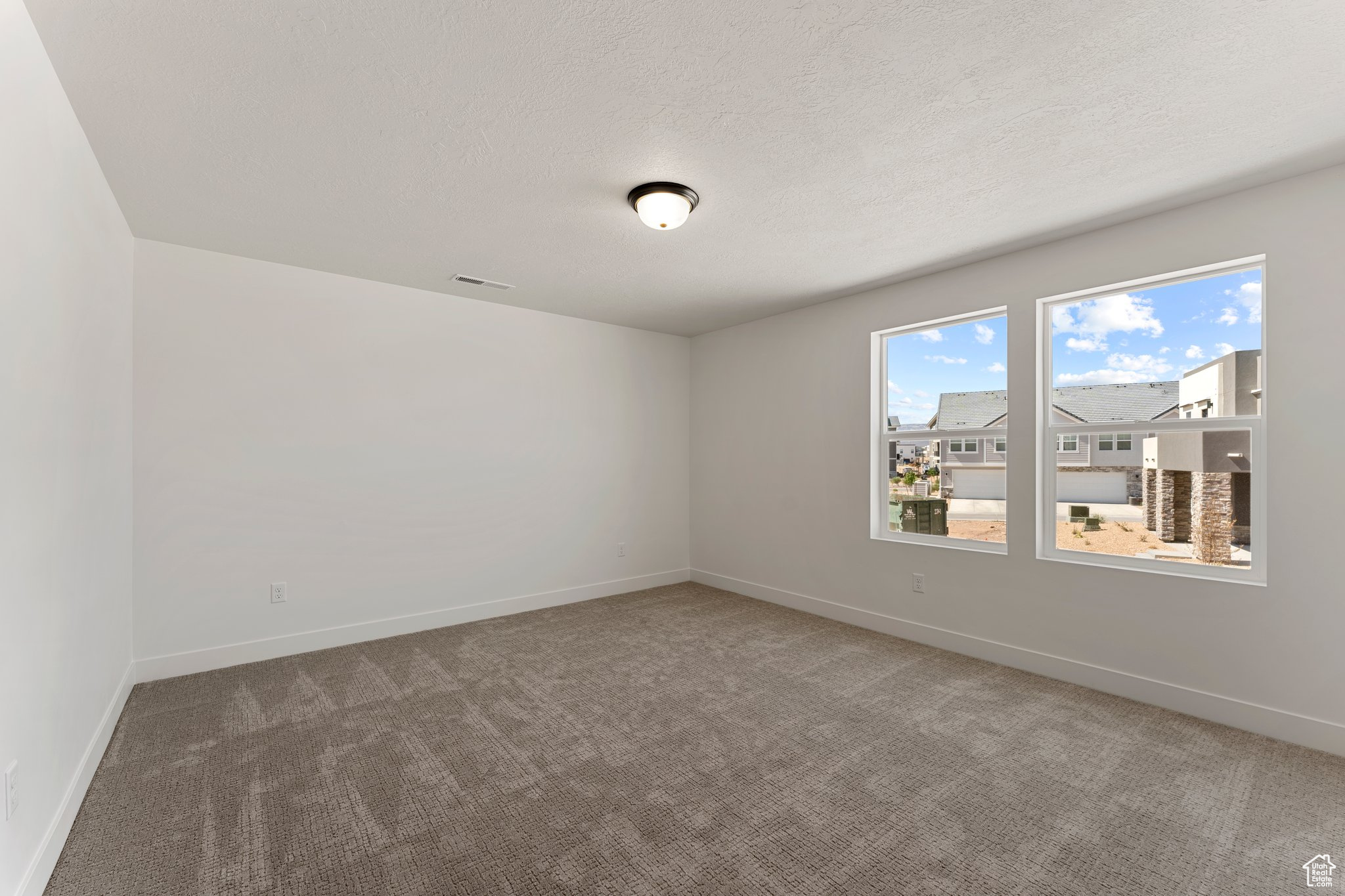 DESERT COLOR - Residential