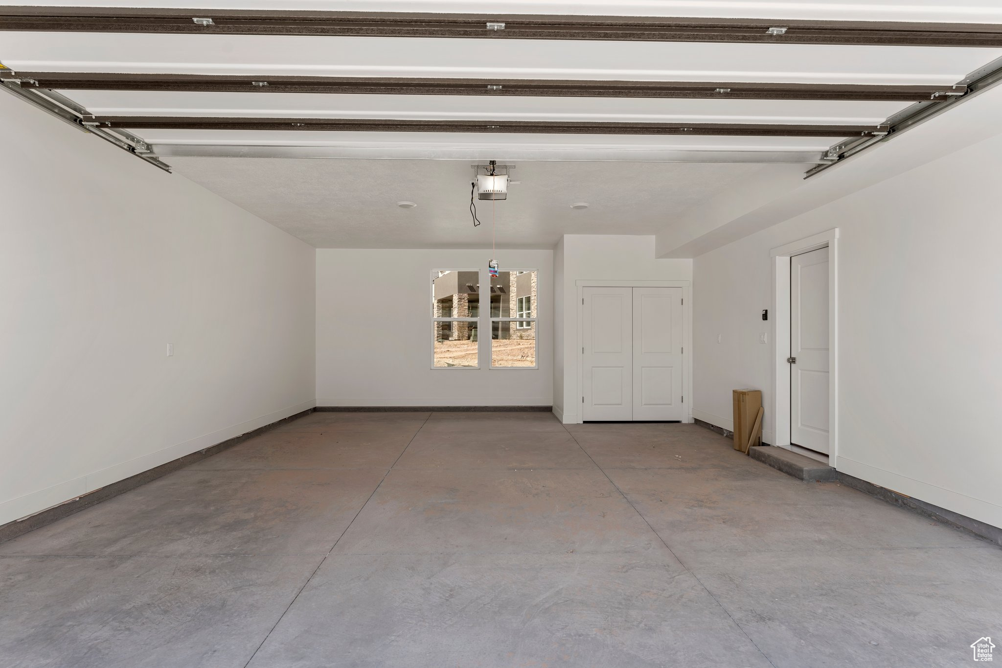 DESERT COLOR - Residential