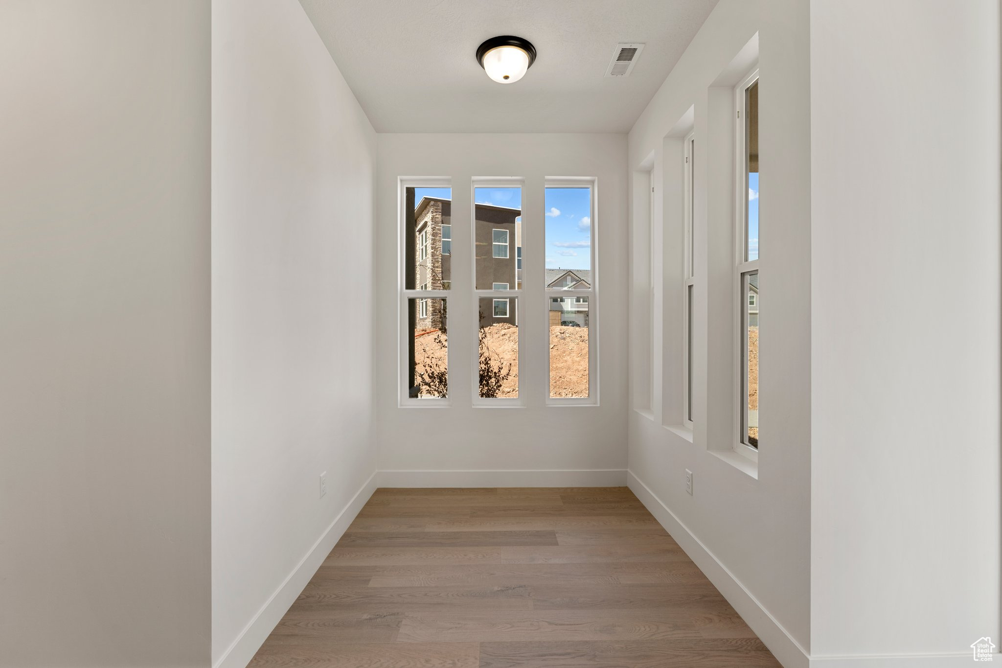 DESERT COLOR - Residential