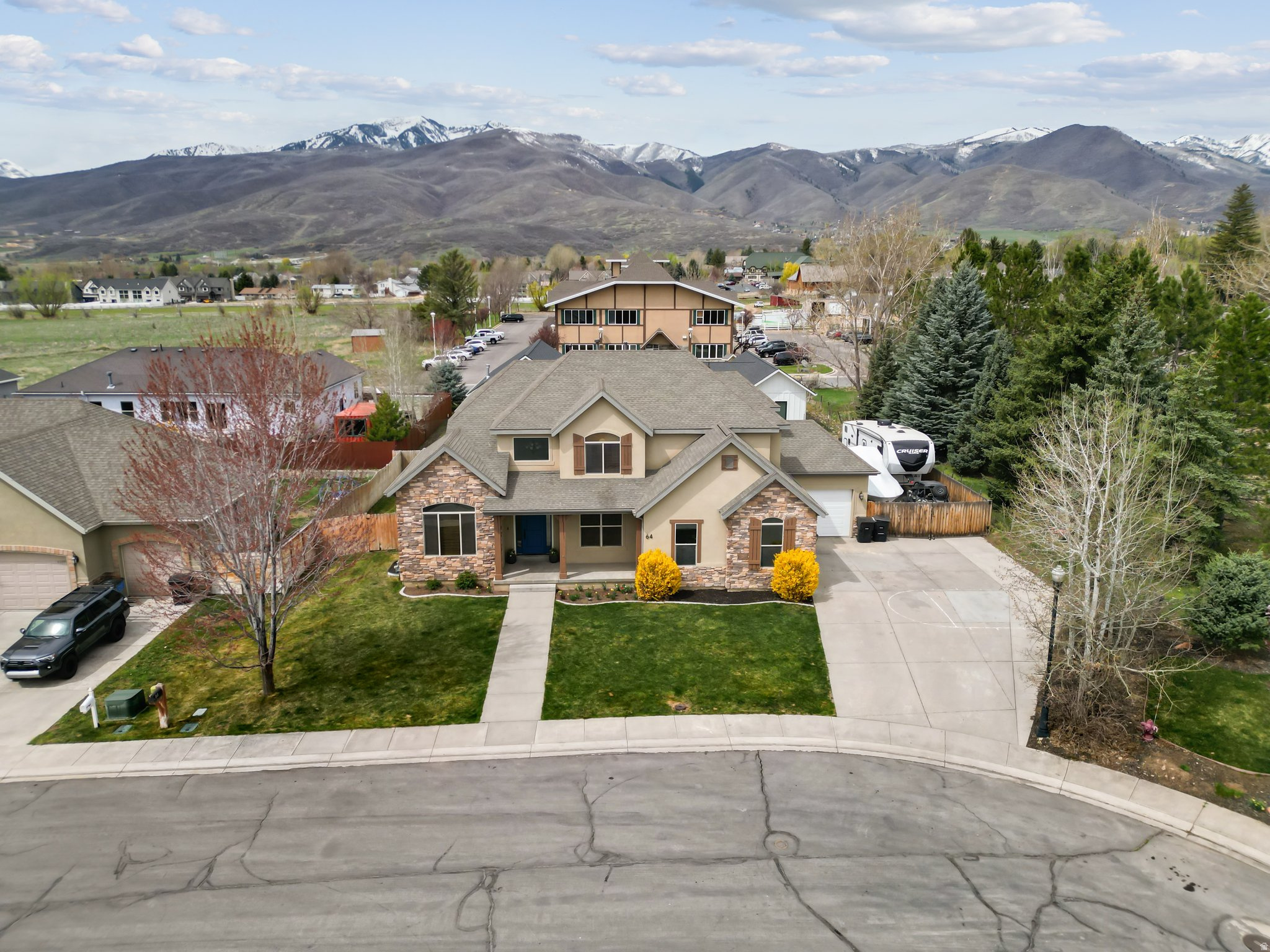 MIDWAY VALLEY ESTATE - Residential