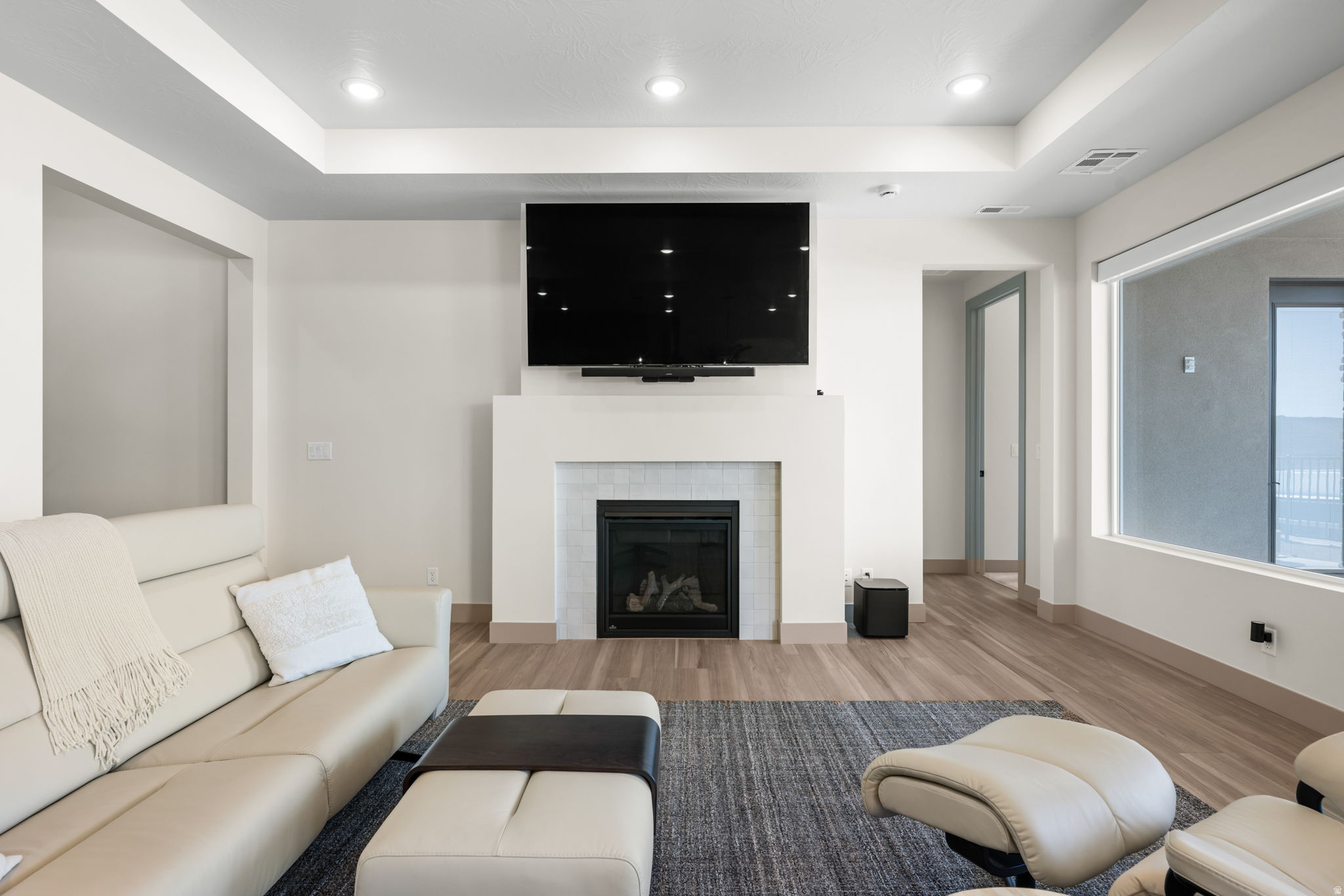 SALARNO HILLS AT DIVARIO 2 - Residential