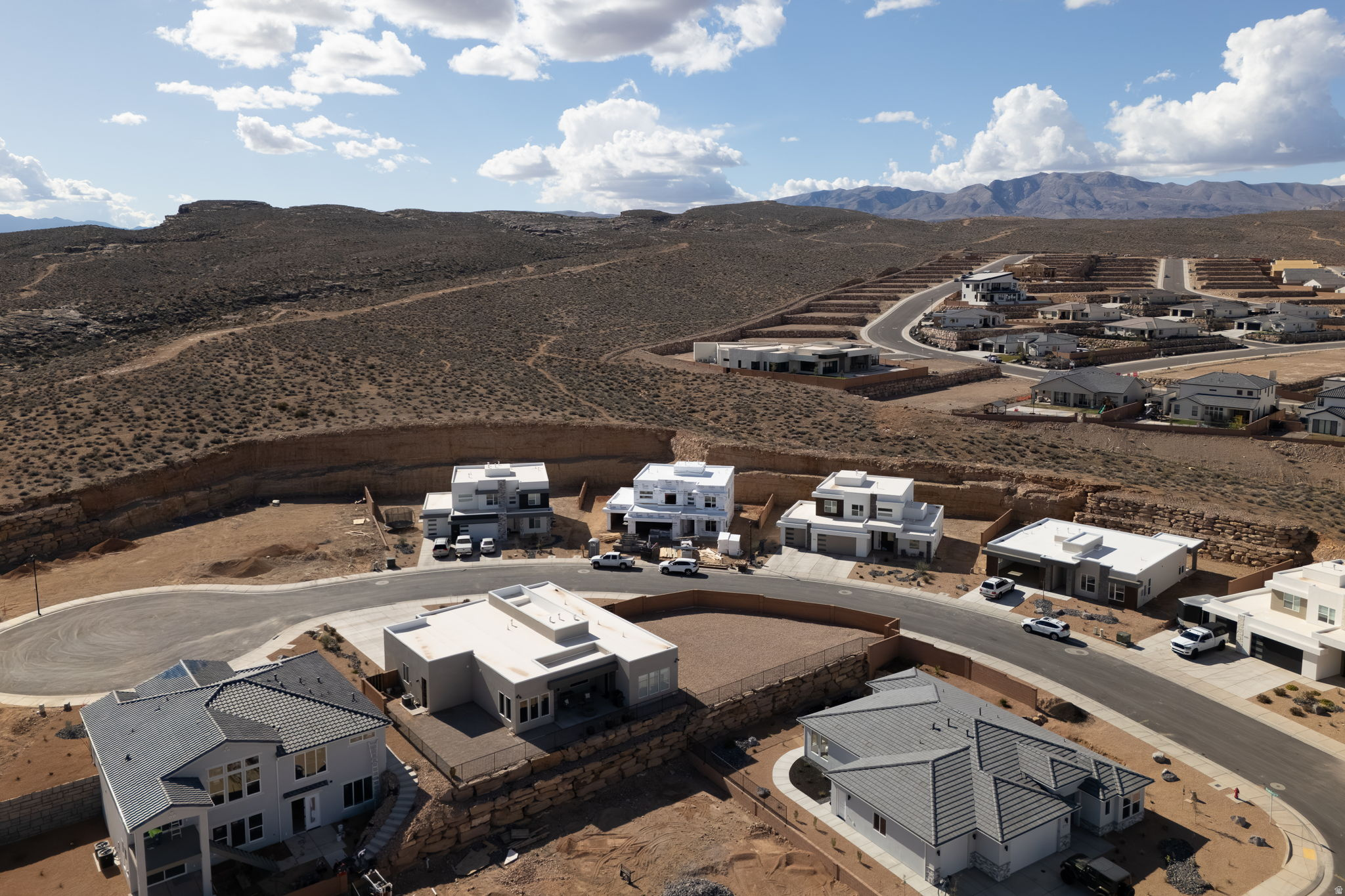 SALARNO HILLS AT DIVARIO 2 - Residential