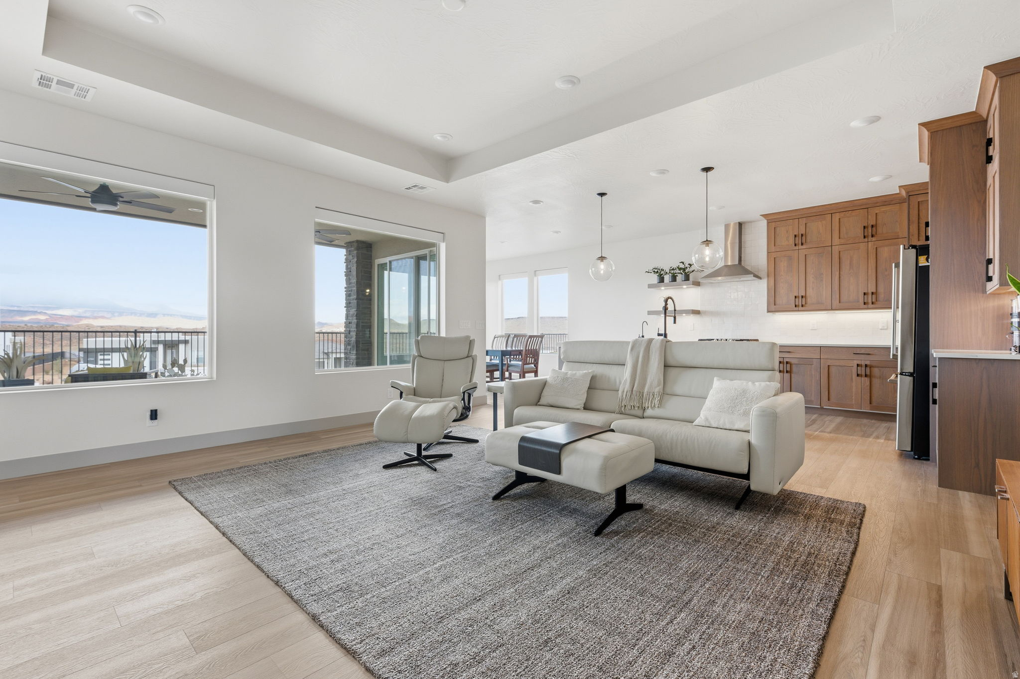 SALARNO HILLS AT DIVARIO 2 - Residential