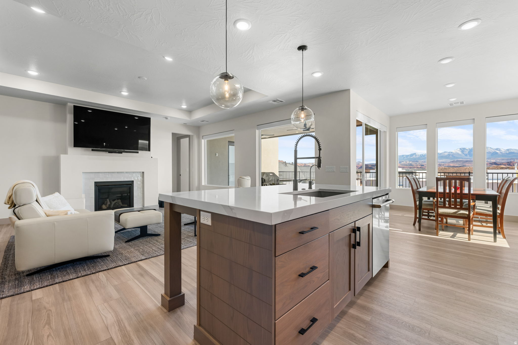 SALARNO HILLS AT DIVARIO 2 - Residential