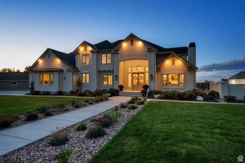 Tiny photo for 983 E SOUTHFORK DR, Draper, UT 84020 (MLS # 2115126)