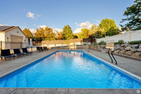 Tiny photo for 983 E SOUTHFORK DR, Draper, UT 84020 (MLS # 2115126)