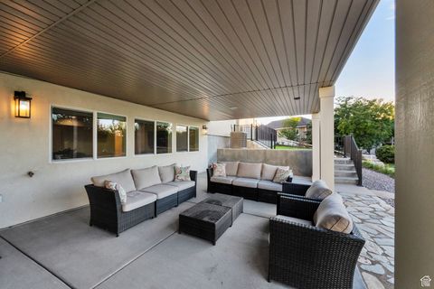 Tiny photo for 983 E SOUTHFORK DR, Draper, UT 84020 (MLS # 2115126)