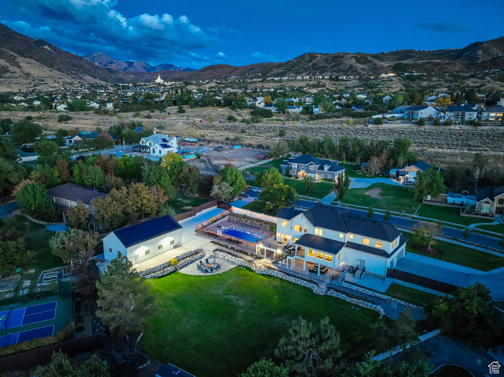 SOUTH FORK - Residential