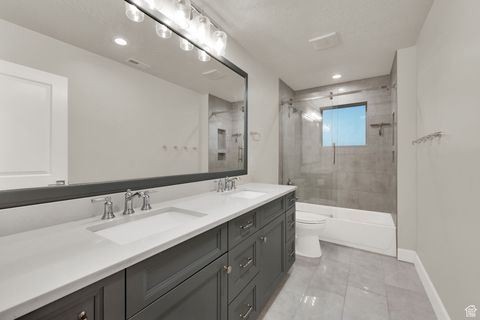 Tiny photo for 983 E SOUTHFORK DR, Draper, UT 84020 (MLS # 2115126)