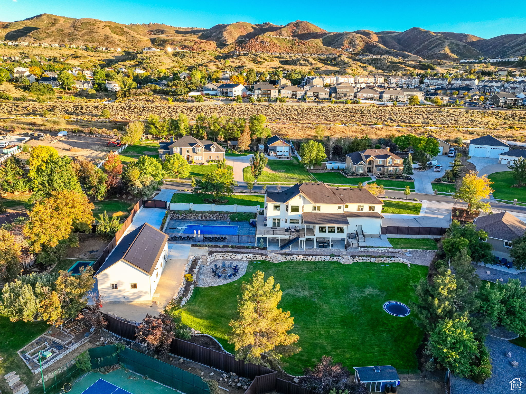 SOUTH FORK - Residential